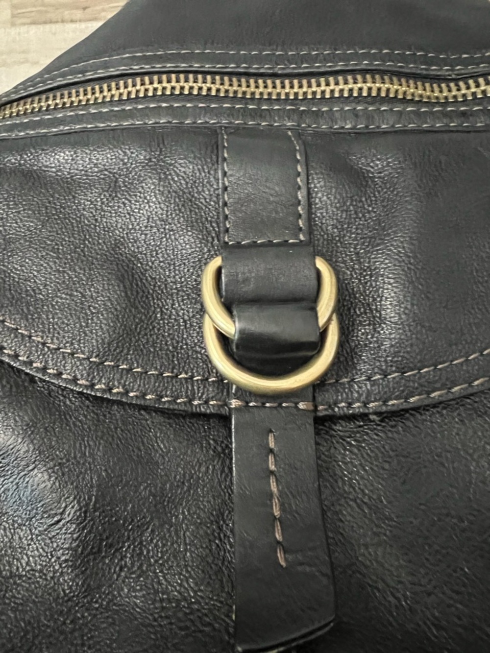 Fossil Black Leather Crossbody with Brass Hardware - Picture 6 of 11